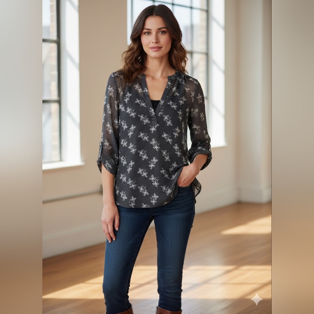 🌴 Ann Taylor Floral Print Blouse Size Small